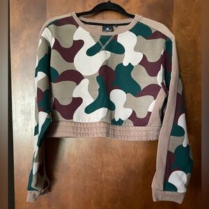 Balance Athletica / Vitality Camo Jungle Cropped Crewneck sweatshirt M